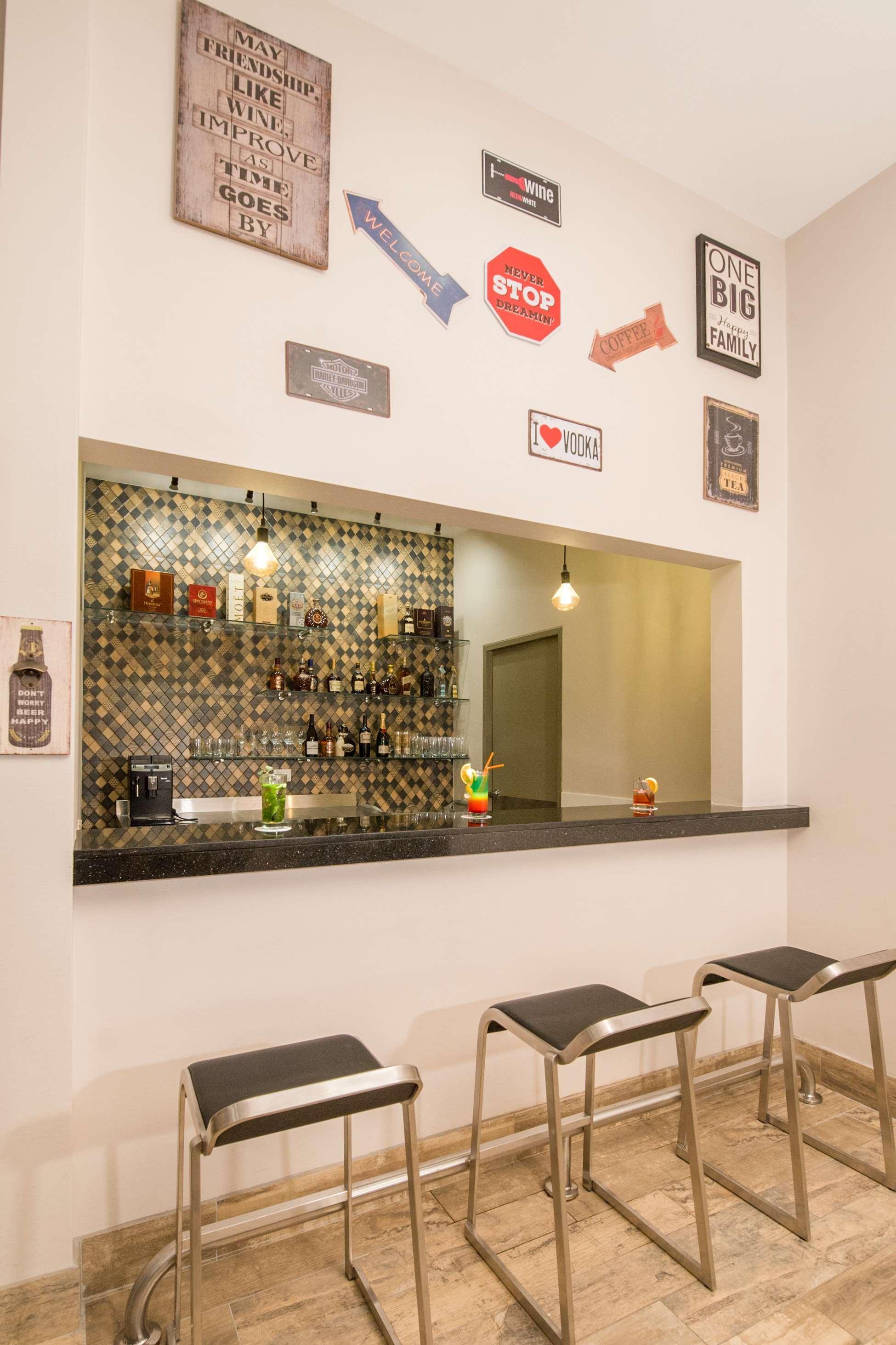 波萨达皇家贝斯特韦斯特优质酒店 西米谷 外观 照片